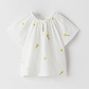 EUC Zara Baby Embroidered Daisy Gauze Blouse Size 18-24 Months